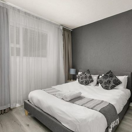 Marley On Katherine Apartamento Joanesburgo Exterior foto